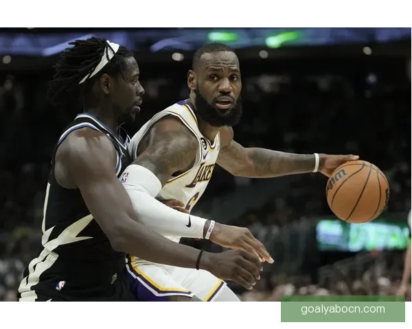 詹姆斯谈追平帕里什纪录回应质疑称湖人更好言论博眼球