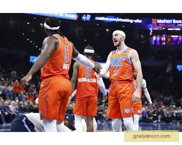 亚历山大连续134场20+助雷霆三杀公牛 华莱士21分威廉姆斯18+8展现全能